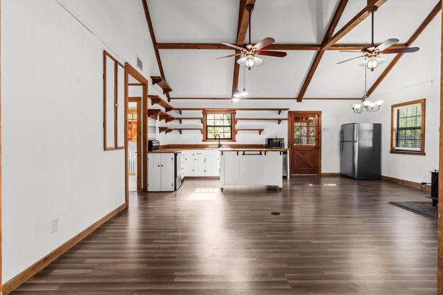 326 Timberline Drive, Onalaska, TX 77360