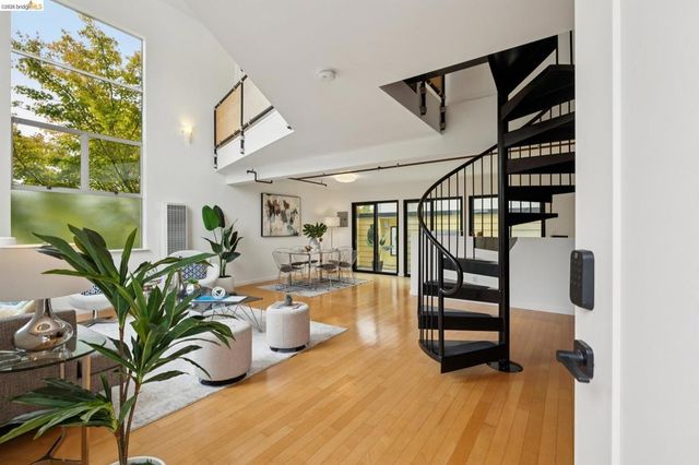 3113 Shattuck Ave 5, Berkeley, CA 94705