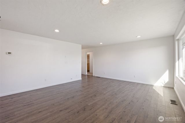 1634 S Wallace Street, Moses Lake, WA 98837