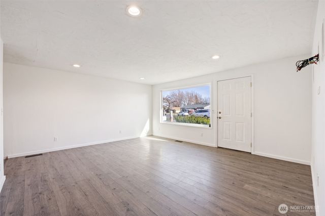 1634 S Wallace Street, Moses Lake, WA 98837