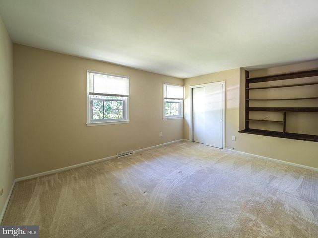 425 KENNEBEC RD, Cherry Hill, NJ 08002