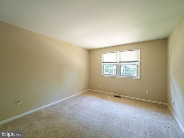 425 KENNEBEC RD, Cherry Hill, NJ 08002