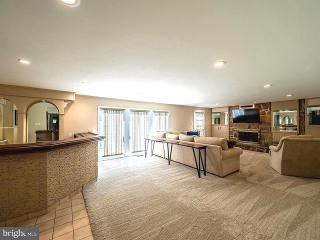 425 KENNEBEC RD, Cherry Hill, NJ 08002