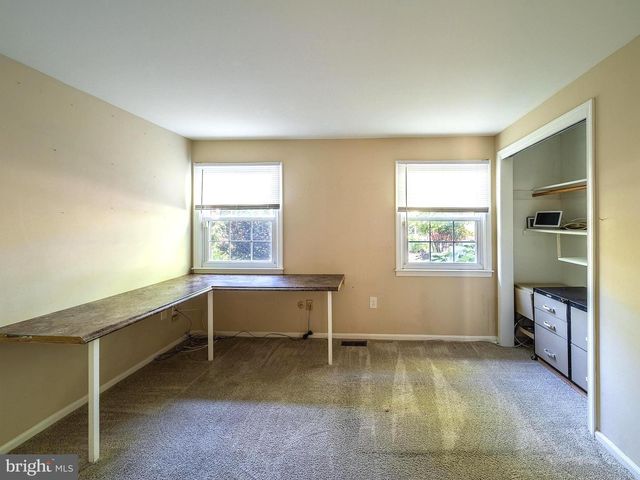 425 KENNEBEC RD, Cherry Hill, NJ 08002