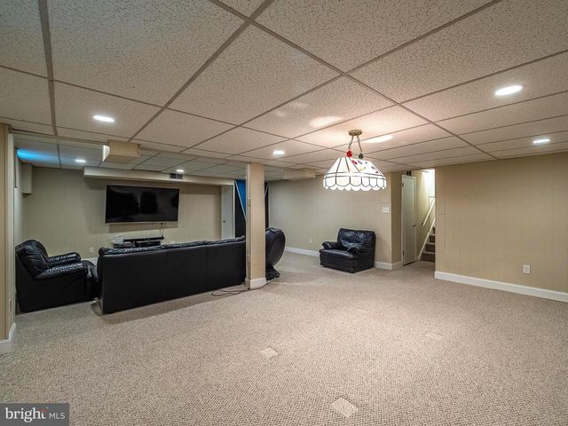 425 KENNEBEC RD, Cherry Hill, NJ 08002