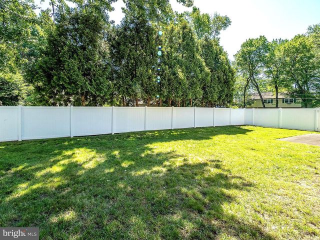 425 KENNEBEC RD, Cherry Hill, NJ 08002