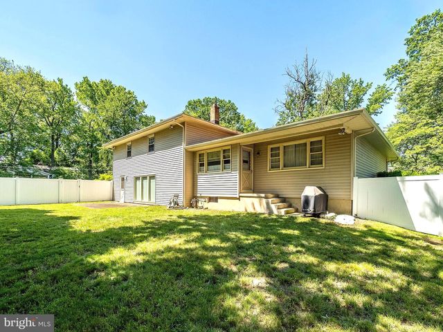 425 KENNEBEC RD, Cherry Hill, NJ 08002