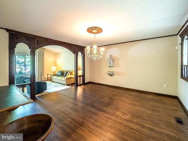425 KENNEBEC RD, Cherry Hill, NJ 08002