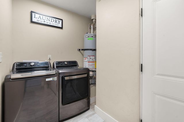 438 Truman Street NE, Albuquerque, NM 87108