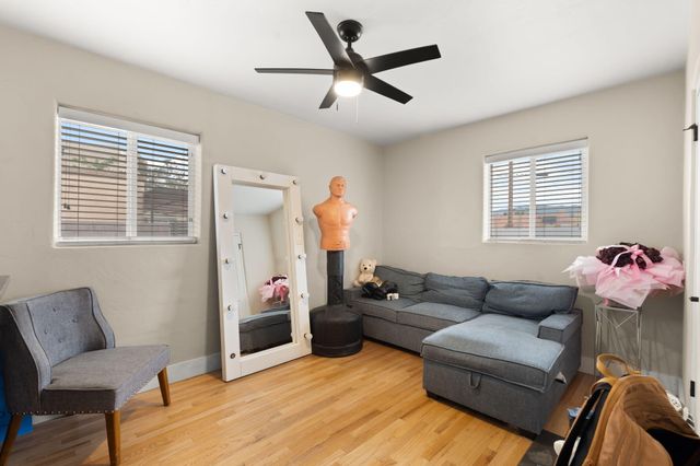 438 Truman Street NE, Albuquerque, NM 87108