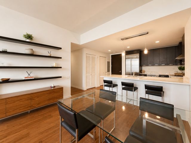 240 E Illinois Street 2706, Chicago, IL 60611