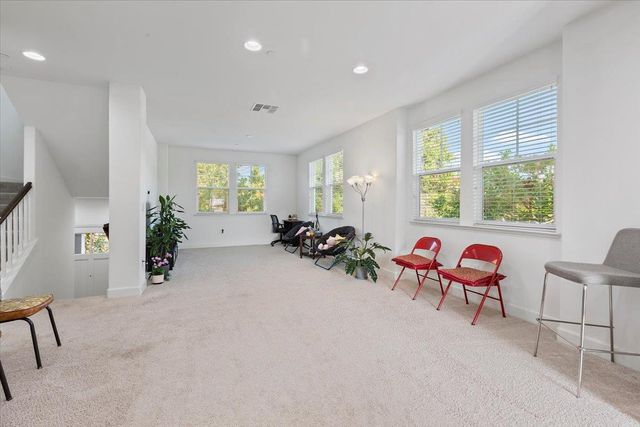 2041 Atlas Loop, Mountain View, CA 94043