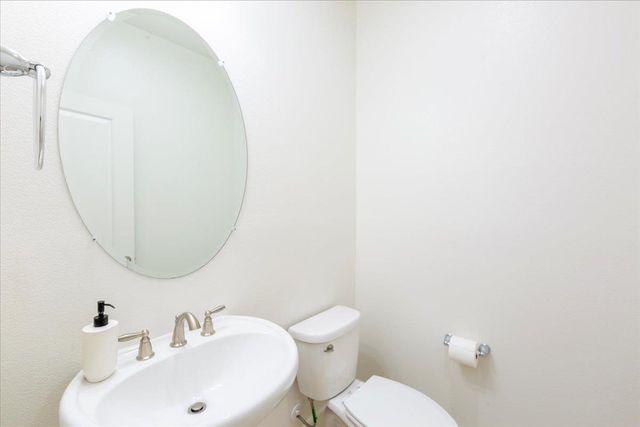 2041 Atlas Loop, Mountain View, CA 94043