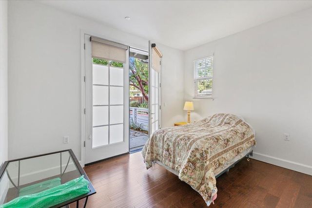 2041 Atlas Loop, Mountain View, CA 94043