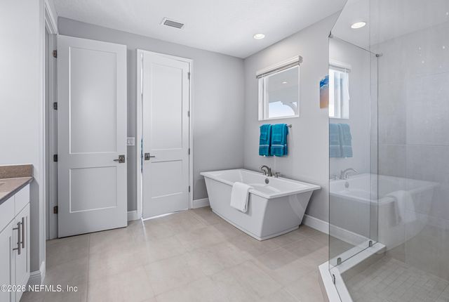 244 RUM RUNNER Way, St. Johns, FL 32259