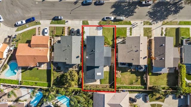 2624 S Griset, Santa Ana, CA 92704