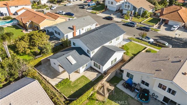 2624 S Griset, Santa Ana, CA 92704