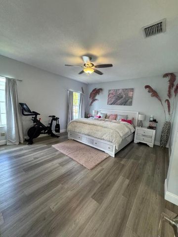 10714 Pelican Drive, Wellington, FL 33414