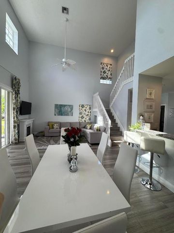 10714 Pelican Drive, Wellington, FL 33414