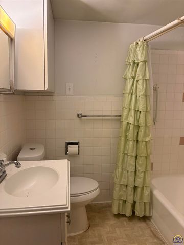 1305 NE Atchison AVE, Topeka, KS 66616