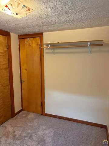 1305 NE Atchison AVE, Topeka, KS 66616