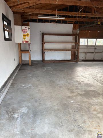 1305 NE Atchison AVE, Topeka, KS 66616