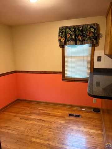 1305 NE Atchison AVE, Topeka, KS 66616