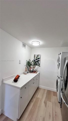 10303 Sunrise Lakes Blvd 211, Sunrise, FL 33322