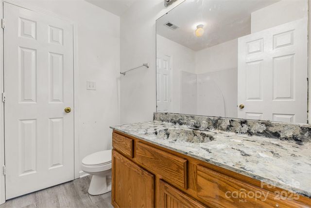9664 Littleleaf Drive, Charlotte, NC 28215