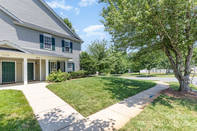 9664 Littleleaf Drive, Charlotte, NC 28215
