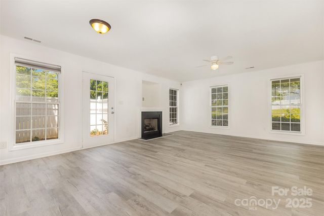 9664 Littleleaf Drive, Charlotte, NC 28215