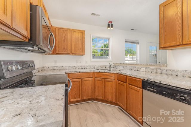 9664 Littleleaf Drive, Charlotte, NC 28215