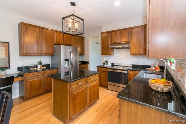 2605 Nadia Court, Ann Arbor, MI 48105