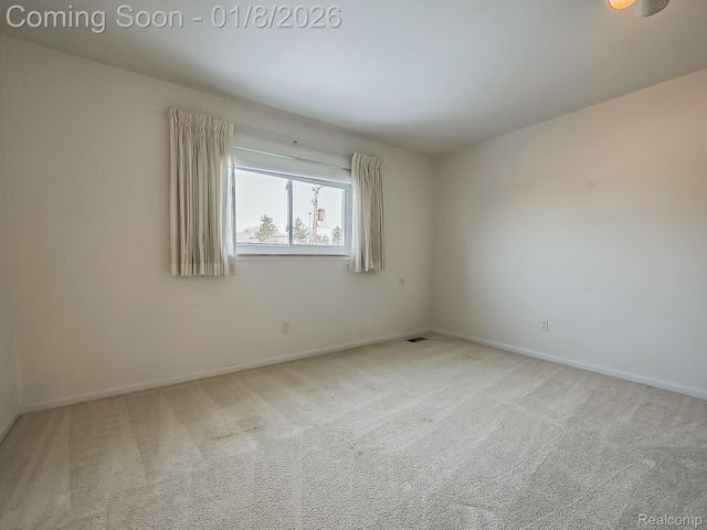 801 W Long Lake Road 4, Bloomfield Hills, MI 48302