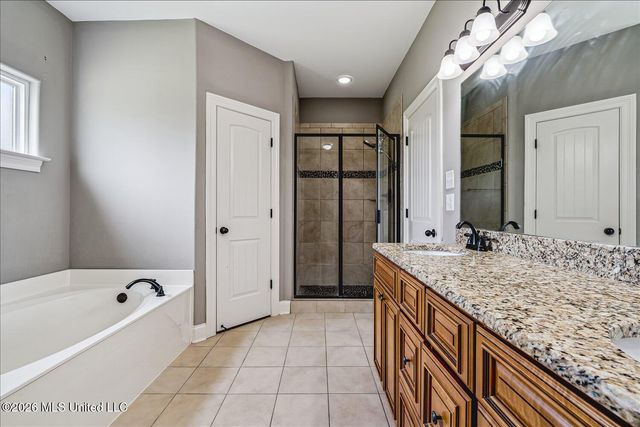 3033 Raspberry Red Cove, Southaven, MS 38672