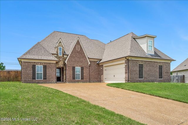 3033 Raspberry Red Cove, Southaven, MS 38672
