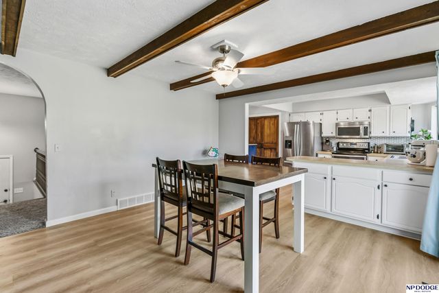 14220 Drexel Circle, Omaha, NE 68137