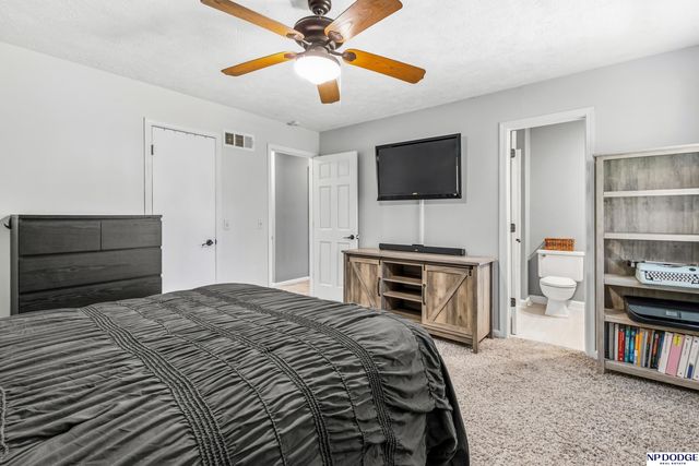 14220 Drexel Circle, Omaha, NE 68137