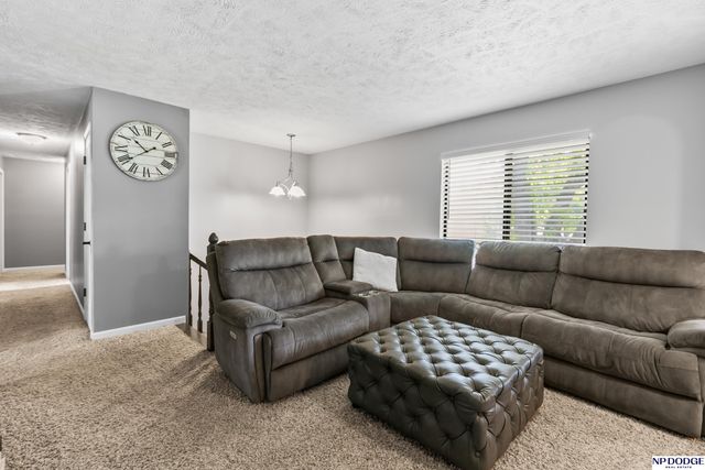 14220 Drexel Circle, Omaha, NE 68137