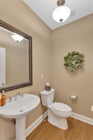 1403 Torrey Pine Dr, Adams Twp, PA 16046
