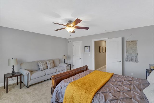 1403 Torrey Pine Dr, Adams Twp, PA 16046