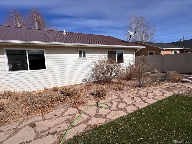 2406 Park Avenue, Alamosa, CO 81101