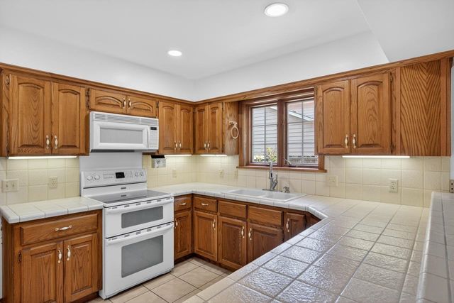 11317 W 1st St. N, Wichita, KS 67212