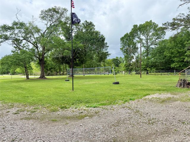 1184 County Road 2298, Cleveland, TX 77327