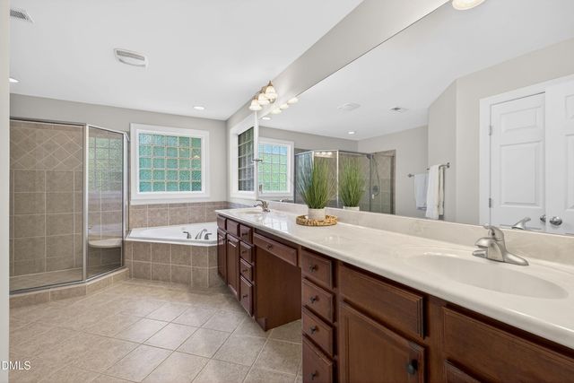 8716 Carradale Court, Wake Forest, NC 27587