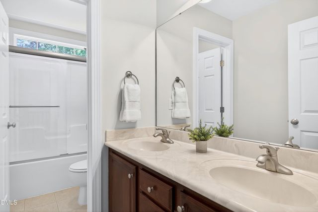 8716 Carradale Court, Wake Forest, NC 27587