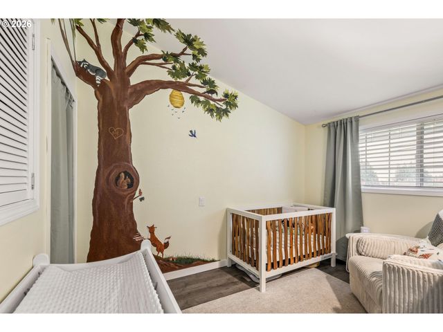 1215 Ne 157TH Ave, Portland, OR 97230