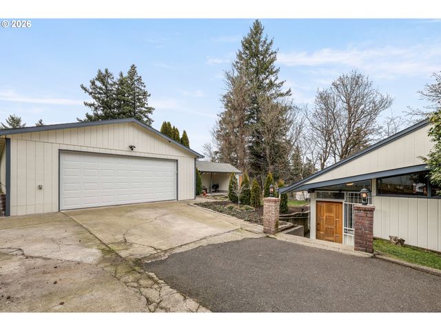1215 Ne 157TH Ave, Portland, OR 97230