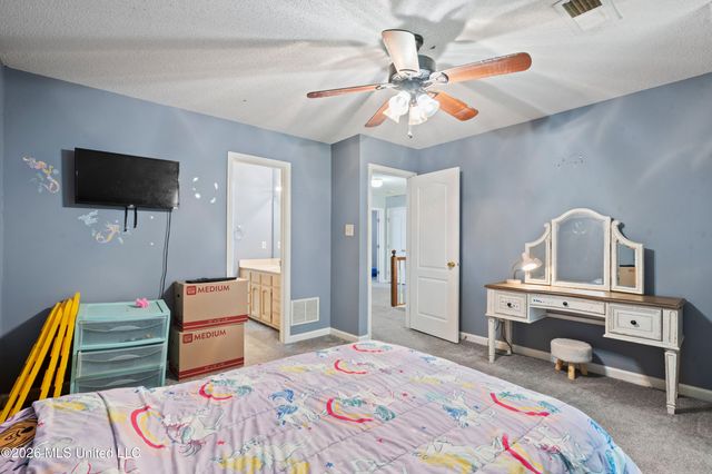 6460 Autumn Oaks Drive, Olive Branch, MS 38654