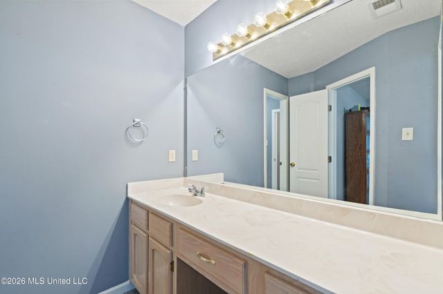 6460 Autumn Oaks Drive, Olive Branch, MS 38654